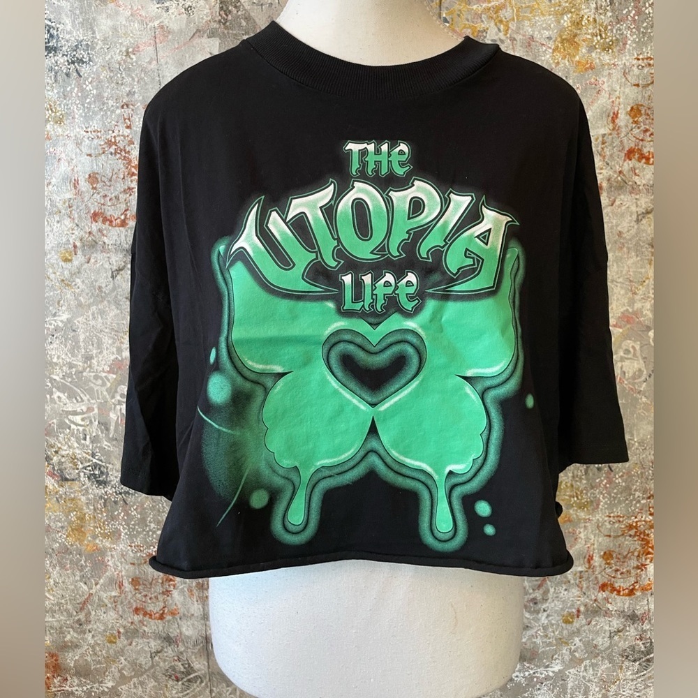 H&M - Cropped T-shirt "The Utopia Life"